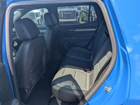 New 2027 GMC Terrain AT4 w/ Convenience Package III AWD/4WD image 10