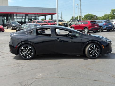 Used 2026 Toyota Prius Plug-In Hybrid w/ Limited Premium Package FWD image 8