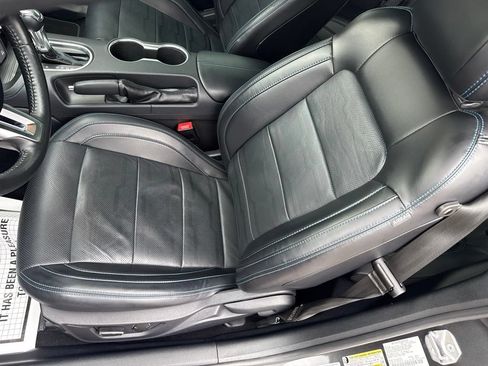 Used 2019 Ford Mustang GT Premium w/ Equipment Group 401A RWD image 10