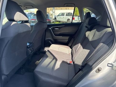 Used 2023 Toyota RAV4 XLE AWD/4WD image 18