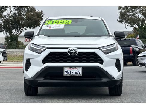 Used 2024 Toyota RAV4 LE AWD/4WD image 9
