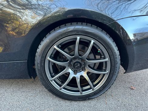 Used 2011 BMW 128i Convertible w/ Sport Pkg image 44