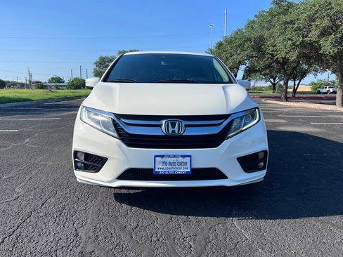 Used 2019 Honda Odyssey EX-L image 2