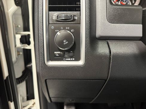 Used 2014 RAM 3500 Big Horn AWD/4WD image 20