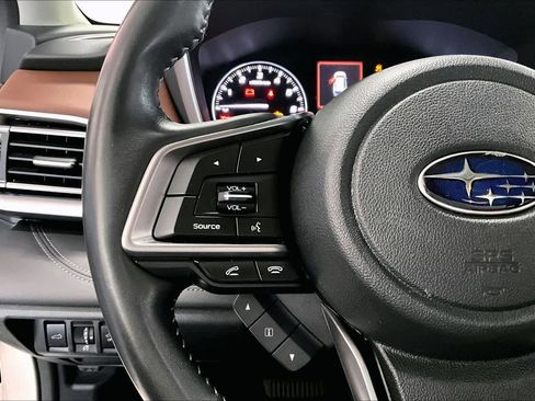 Used 2022 Subaru Outback Touring image 21