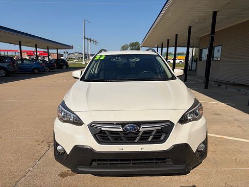 Used 2023 Subaru Crosstrek 2.0i Premium AWD/4WD image 2