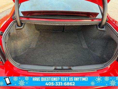 Used 2023 Dodge Charger R/T w/ Blacktop Package image 29