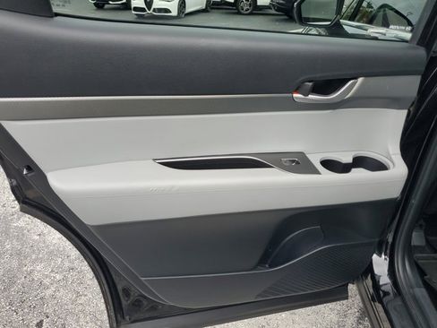 Used 2023 Hyundai Palisade SEL w/ Cargo Package image 18