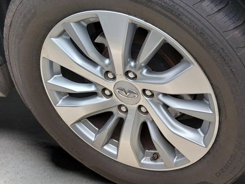 Used 2017 INFINITI QX80 2WD w/ Driver Assistance Package image 9