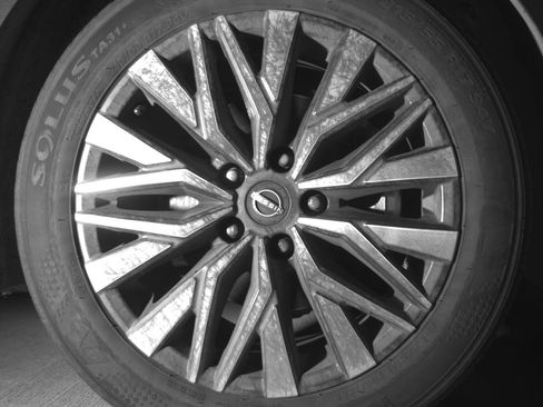 Used 2025 Nissan Altima 2.5 SV image 13