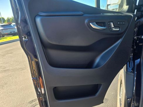 New 2026 Mercedes-Benz Sprinter 2500 image 30