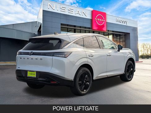 New 2025 Nissan Murano SV image 6