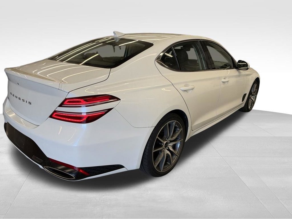 Used 2025 Genesis G70 2.5T RWD image 10