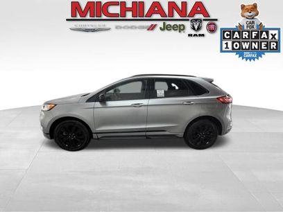 Used 2024 Ford Edge SE w/ Black Appearance Package