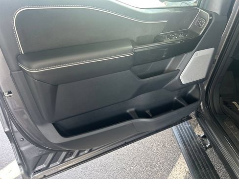 Used 2025 Ford F150 Lightning Platinum AWD/4WD image 12