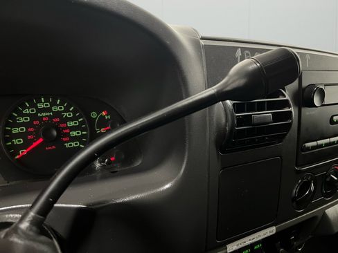 Used 2007 Ford F450 Regular Cab 2WD DRW image 22