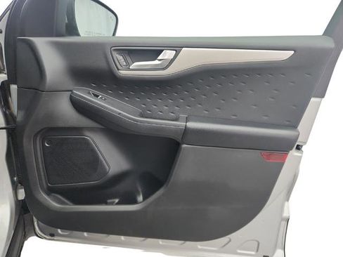 Used 2020 Ford Escape SEL image 26