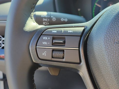 Certified 2025 Honda Accord Sport image 18