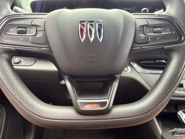 Used 2024 Buick Envista Preferred w/ Convenience II Package FWD image 24