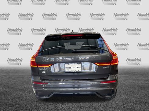 Used 2025 Volvo XC60 B5 Plus AWD/4WD image 8