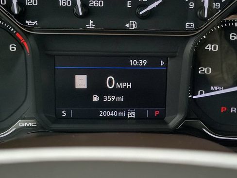 Used 2021 GMC Sierra 1500 SLT w/ SLT Premium Plus Package AWD/4WD image 15