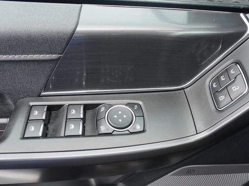 Certified 2025 Ford F150 Lariat w/ Equipment Group 501A Mid image 9