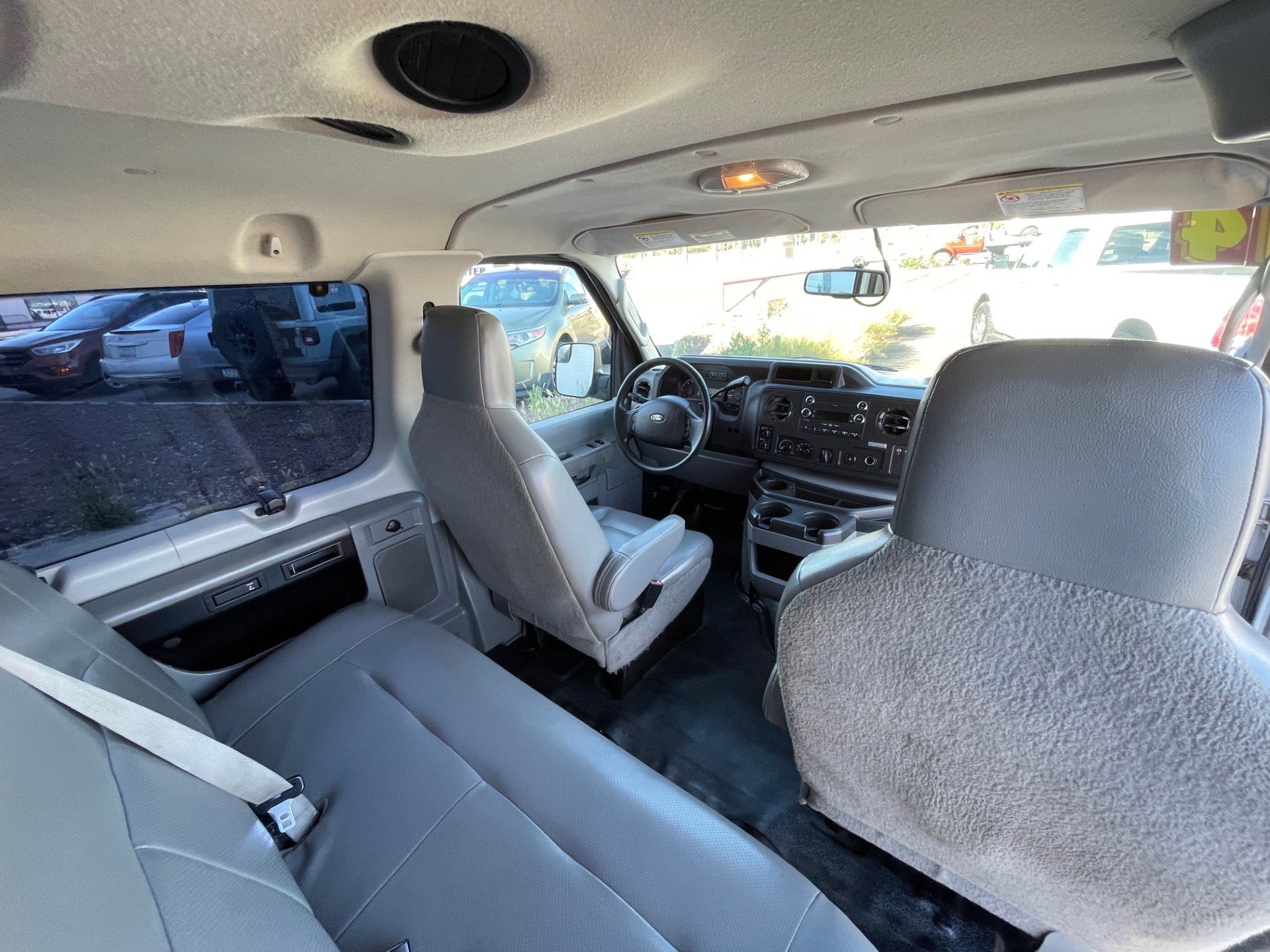 Used 2014 Ford E-350 and Econoline 350 XL w/ Power Windows & Locks Group RWD image 26