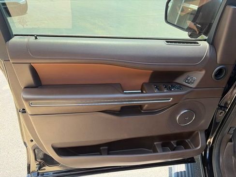 Used 2023 Ford Expedition Max King Ranch AWD/4WD image 12