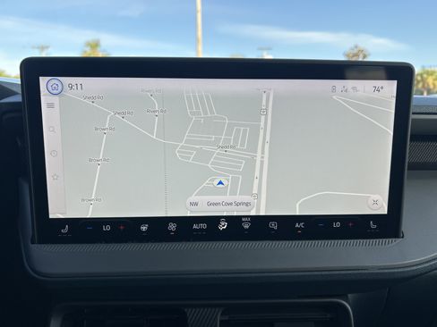 New 2025 Ford Maverick Lariat w/ Black Appearance Package image 28