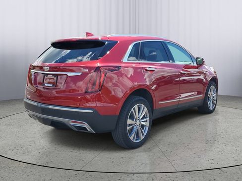 Used 2023 Cadillac XT5 Premium Luxury w/ LPO, Floor Liner Package AWD/4WD image 3