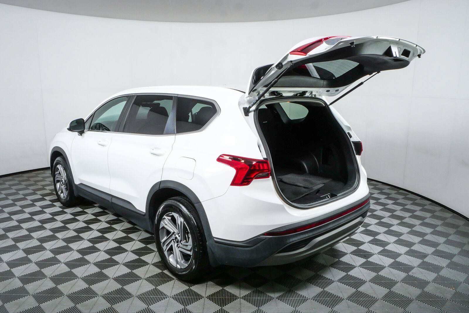 Used 2023 Hyundai Santa Fe SE FWD image 31
