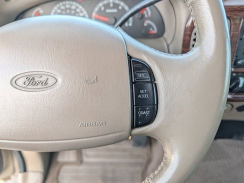 Used 2001 Ford F150 Lariat image 14