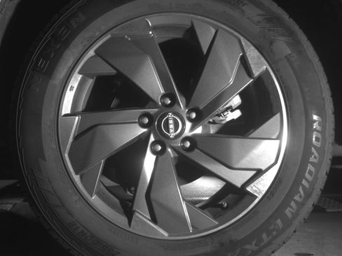 Used 2025 Nissan Rogue SV image 14