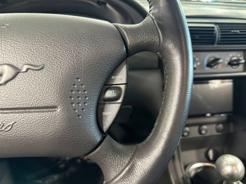 Used 2001 Ford Mustang GT RWD image 16