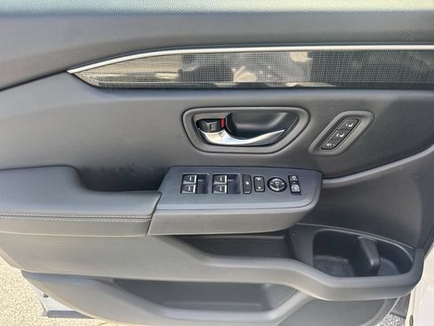 Used 2024 Honda Pilot Elite image 10