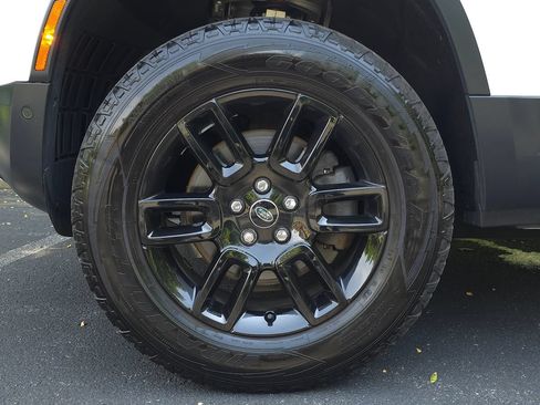 Used 2023 Land Rover Defender 90 S AWD/4WD image 51