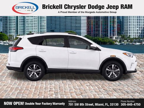 Used 2018 Toyota RAV4 XLE FWD image 8