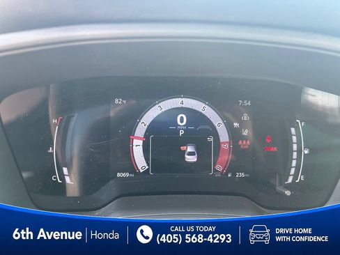 Used 2026 Toyota Corolla LE FWD image 31