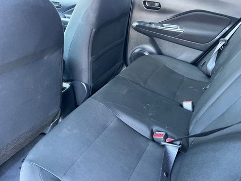 Used 2024 Nissan Kicks S image 5