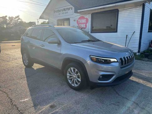 Used 2019 Jeep Cherokee Latitude w/ Popular Appearance Group FWD image 7