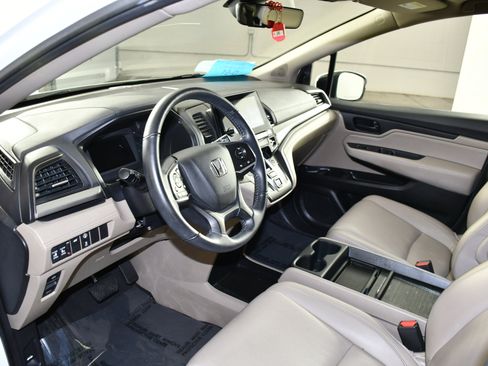 Certified 2023 Honda Odyssey EX-L image 2