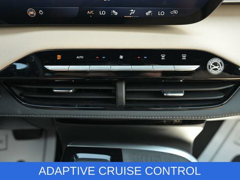 Used 2026 Buick Enclave Preferred AWD/4WD image 23