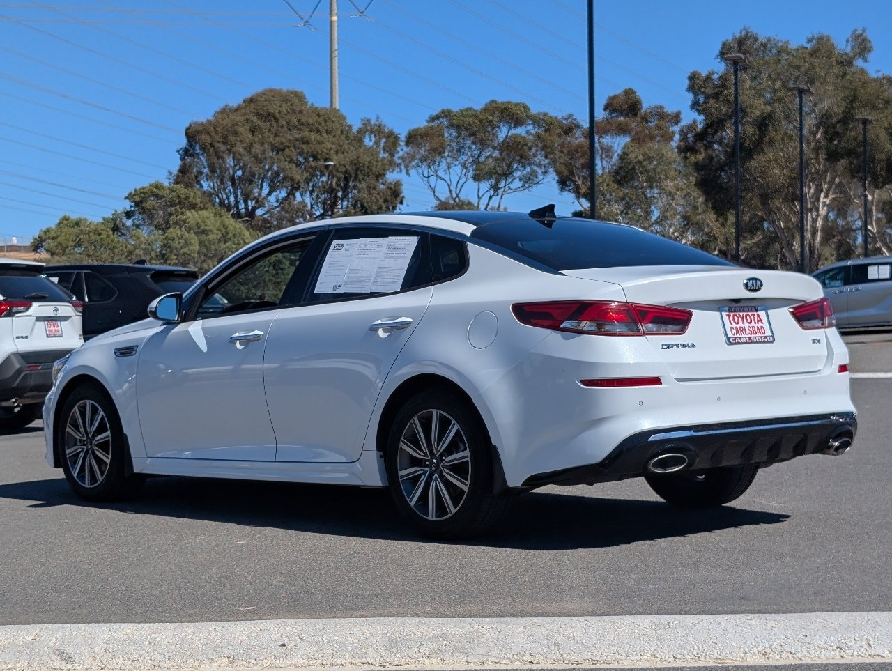 Used 2020 Kia Optima Premium FWD image 12