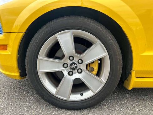 Used 2006 Ford Mustang GT Premium image 9