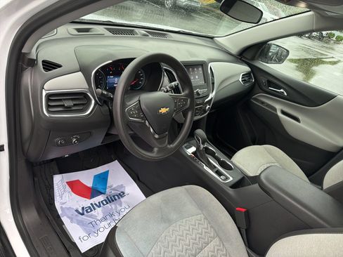 Used 2024 Chevrolet Equinox LS w/ LS Convenience Package AWD/4WD image 10