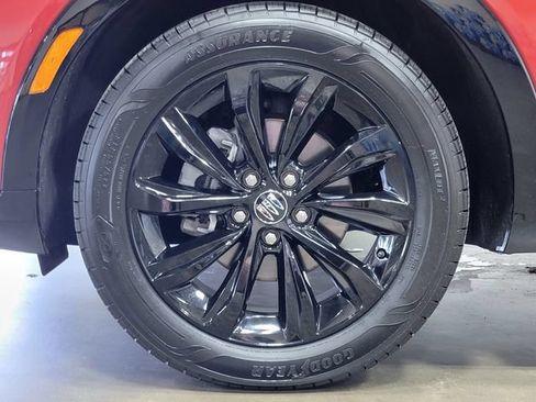 Certified 2024 Buick Envista Sport Touring w/ Convenience I Package FWD image 10