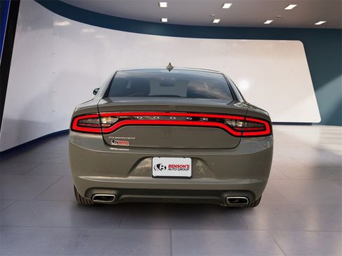 Used 2023 Dodge Charger SXT image 4