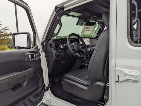 New 2025 Jeep Wrangler Rubicon 392 image 39