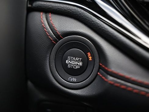 Used 2023 Dodge Durango GT image 39