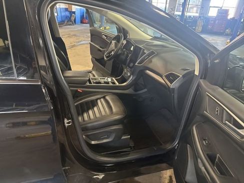 Used 2024 Ford Edge SEL w/ Convenience Package image 12